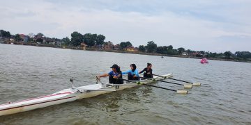 Atlet Dayung Jambi saat berlatih