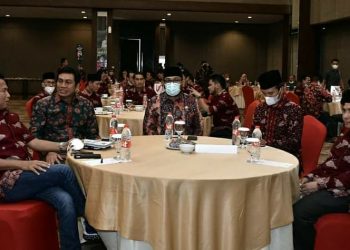 Bupati Batanghari menghadiri pelantikan pengurus Kabari. Foto : LAN