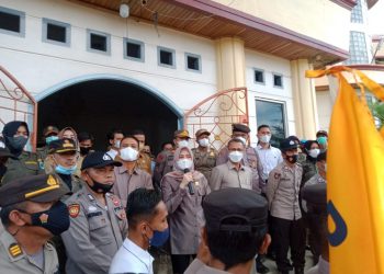 Ketua DPRD Batanghari Menanggapi Aksi Mahasiswa. Foto: LAN