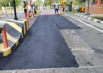 Pupuk Kaltim mengaplikasikan Green Asphalt untuk perawatan jalan di area perusahaan. Foto: Dok  PKT