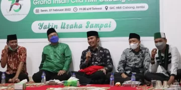 Ketua DPRD Provinsi Jambi Saat Menghadiri Peresmian Gedung HMI