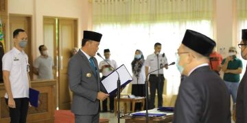 Bupati Tebo, Sukandar Melantik 6 Pejabat Eselon II. Foto: Ist