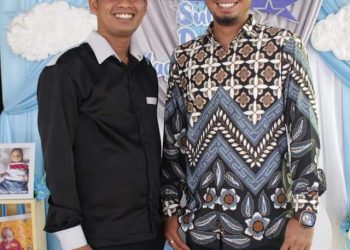 Paris Siregar (baju hitam) dan Pardomuan Siregar (baju batik), Putra Samiun Siregar Yang Akan Mencalonkan diri sebagai Calon Wali kota Jambi Jalur Independen. fhoto: IST