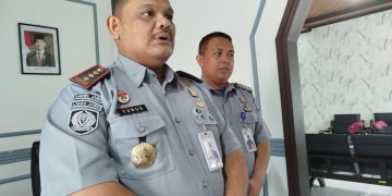Kalapas, Yunus Maraden Simangunsong didampingi Ading Saidhy. FOTO: IST