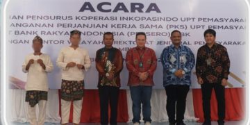 Kalapas Jambi, Yunus Maraden Simangunsong, perwakilan WB yang menerima premi dan pihak BRI. FOTO: IST