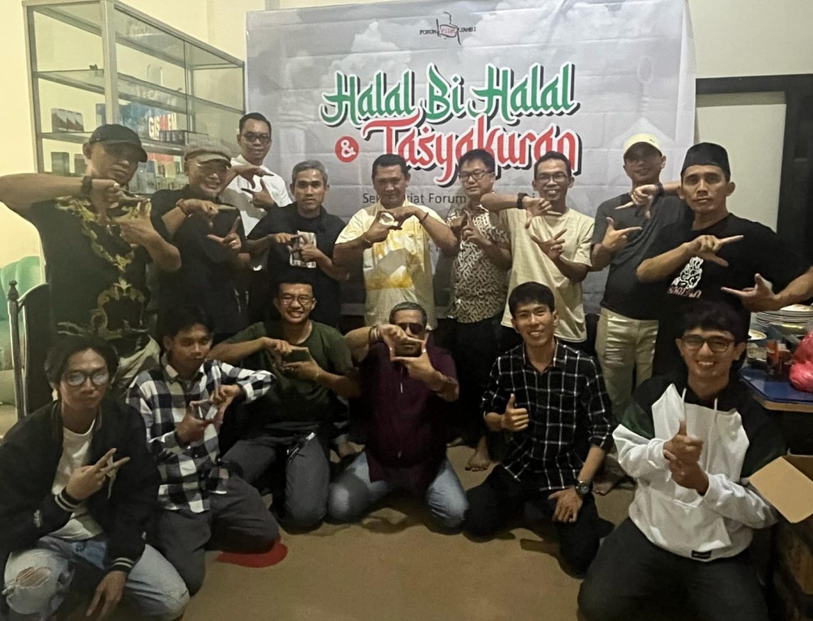 Paripurna DPRD Kota Jambi Penyampaian Program Kerja Wako dan Wawako Jambi. FOTO: IST