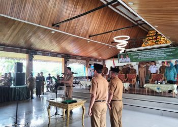 Pelantikan Pj Sekda  Batanghari oleh Bupati Fadhil. FOTO: IST