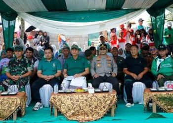 Ketua DPRD Batanghari Sambut kunjungan kerja Kapolda Jambi di Mapolres Batanghari. FOTO: IST