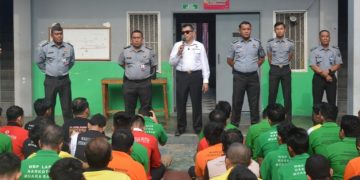 Oplus_16777216