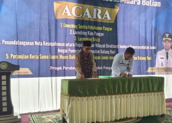 Penandatangan MoU dan PKS antara Ditjenpas Jambi dan Pemkab Batang Hari. FOTO: OYI