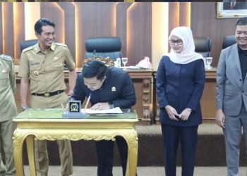 Penandatanganan KUA-PPAS Batang Hari 2026. FOTO: IST