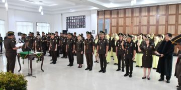 Kajati Jambi Lantik 11 Pejabat Lingkup Kejaksaan Tinggi Jambi. FOTO: IST