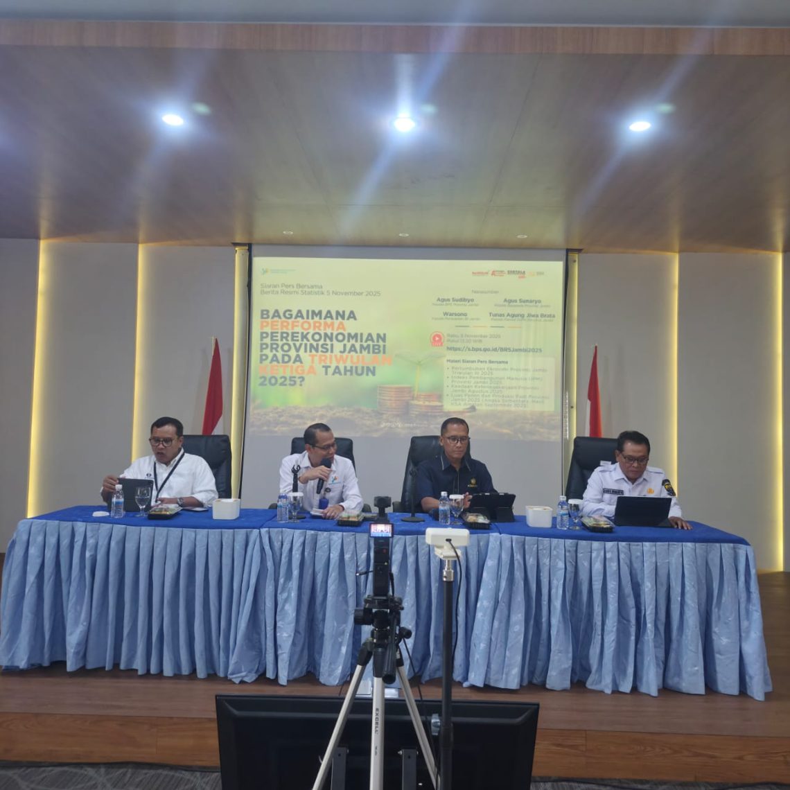 Paparan BPS Provinsi Jambi Terkait Laju Ekonomi Jambi. FOTO: IST