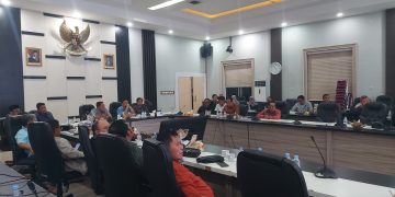 Rapat Badan Anggaran DPRD Provinsi Jambi. FOTO: UCUP