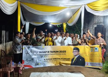 Ivan Wirata Saat Reses di Perumahan Namura Indah Desa Pematang Gajah. FOTO: OYI
