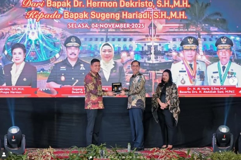 Ketua DPRD Saat Pisah Sambut Kejati Jambi. FOTO: IST
