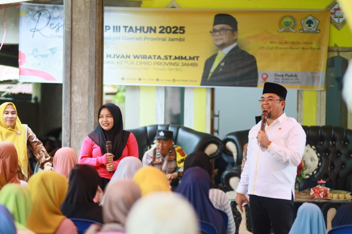 Ivan Wirata Reses di Desa Pudak Kecamatan Kumpeh Ulu. FOTO: OYI