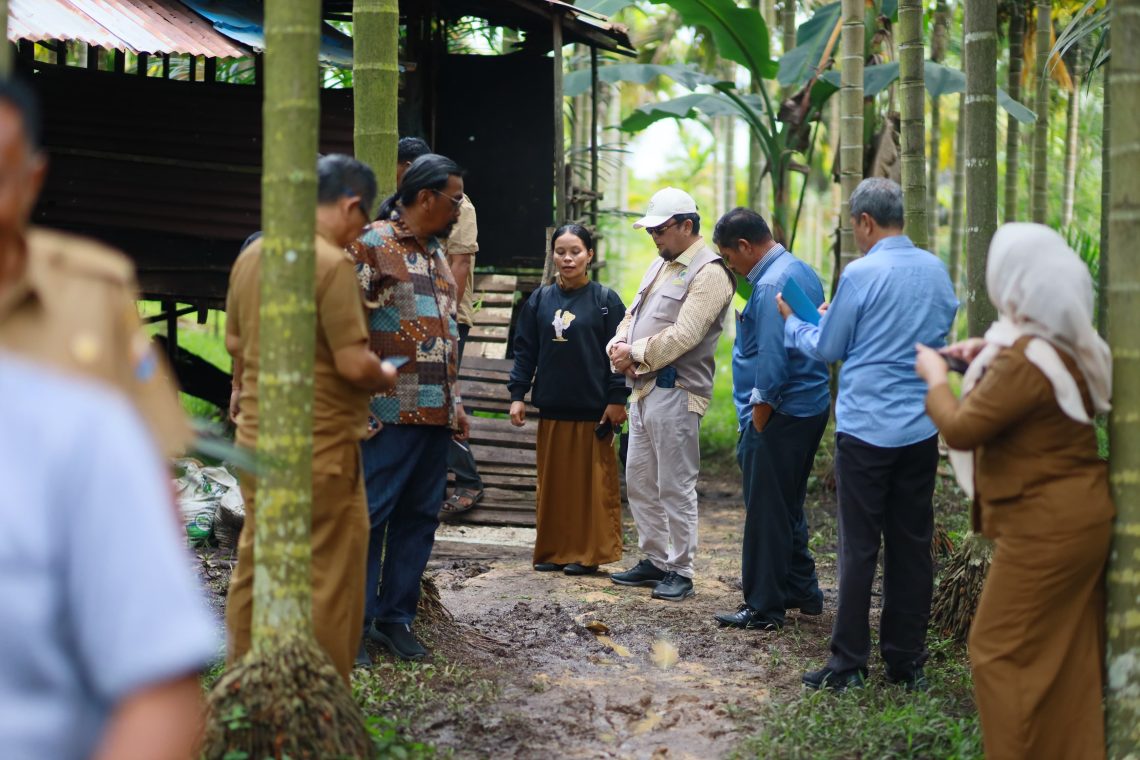 Ivan Wirata dan Komisi II DPRD Provinsi Jambi Saat Kunker ke Tanjabbar dan Tanjabtim. FOTO: UCUP