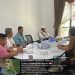 Saat Dialog dengan Dinas Perkebunan dan Peternakan Kabupaten Tanjab Timur. FOTO: UCUP