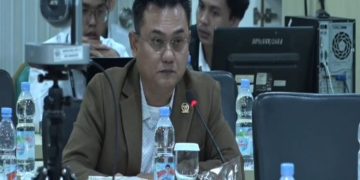 DPD RI Dapil Jambi, Sum Indra Saat Menyampaikan aspirasi di RDP bersama Wamen Imipas. FOTO: IST