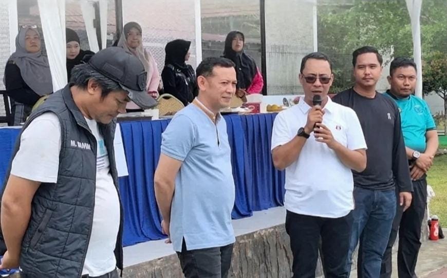 M Askari Utomo dan Muslimin Tanja, M Samin Saat Menyampaikan Kata sambutan. FOTO: IST