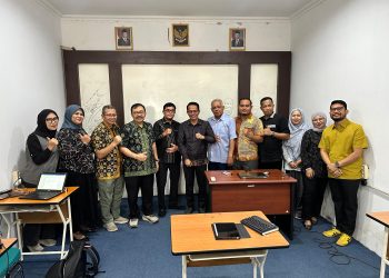 Kunjungan Rektor UNJA Diapresiasi oleh Mahasiswa Program Doktor Ekonomi. FOTO: UCUP