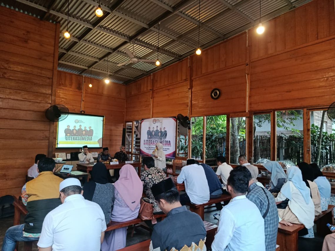 Rangkaian Acara Bukber dan Literasi media yang dihadiri komisioner KPI pusat dan daerah serta purna komisioner. FOTO: IST