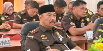 Kajati Jambi, Sugeng Hariadi saat mengikuti FGD terkait SDA di luar pengadilan. FOTO: IST