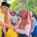 Kemas Faried Alfarelly Salurkan Bantuan Sosial ke Masyarakat. FOTO: IST