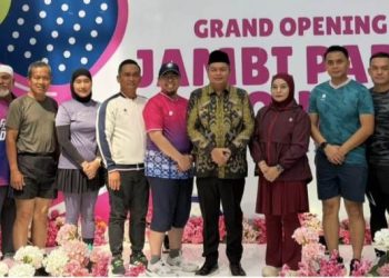 Ketua dan Waka III DPRD Kota Jambi Hadiri Peresmian Padel Court. FOTO: IST