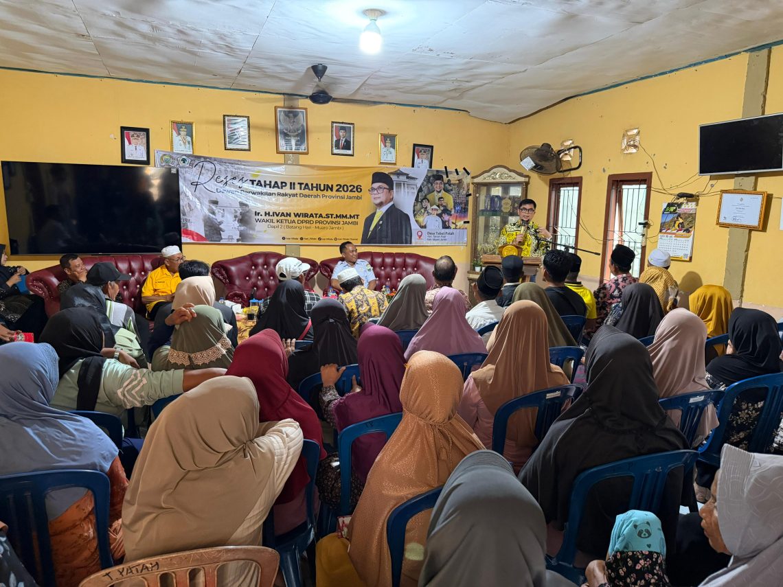 Suasana Reses Ivan Wirata di Desa Tebat Patah Kecamatan Taman Rajo. FOTO: UCUP