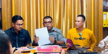 Ritas Mairiyanto saat gelar pers conference terkait dugaan penipuan yang disematkan kepadanya. FOTO: IST