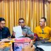Ritas Mairiyanto saat gelar pers conference terkait dugaan penipuan yang disematkan kepadanya. FOTO: IST