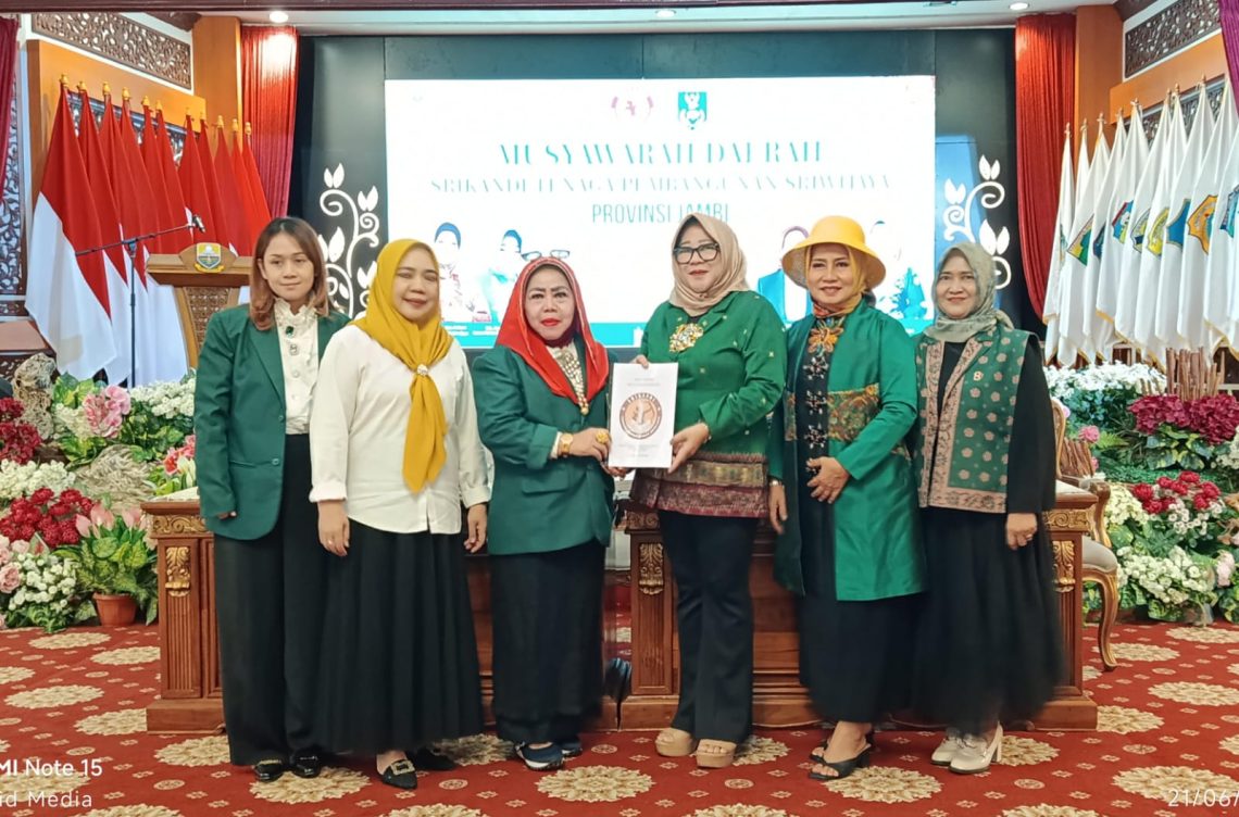 Linda Astuti terpilih aklamasi pimpin TP Perempuan Sriwijaya Jambi dalam Musda pertama. FOTO: RSD