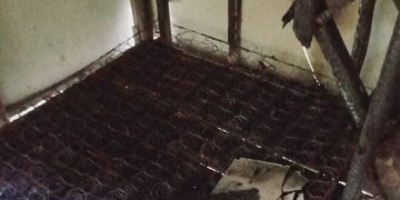 Puing2 sisa kebakaran di pos. FOTO: IST