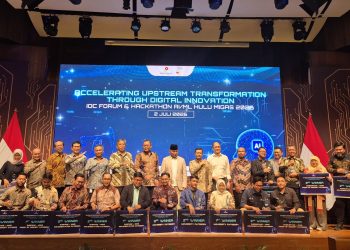 Manager Pertamina Hulu Rokan fhoto bersama anggota tim yang mendapatkan juara dalam ajang IOC. FOTO : IST
