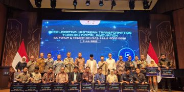 Manager Pertamina Hulu Rokan fhoto bersama anggota tim yang mendapatkan juara dalam ajang IOC. FOTO : IST