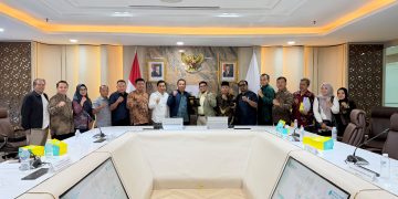 Komisi II DPRD Provinsi Jambi mengunjungi BKPM di kementrian investasi dan belajar pola investasi terintegrasi. FOTO: UCUP