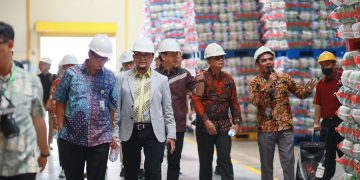 Kunjungan kerja komisi II DPRD Provinsi Jambi ke food station selaku BUMD di Jakarta. FOTO: UCUP