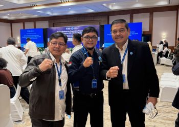 Ketua MTI Provinsi Jambi, Ivan Wirata bersama ketua dan pengurus  MTI pusat. FOTO: UCUP