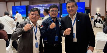 Ketua MTI Provinsi Jambi, Ivan Wirata bersama ketua dan pengurus  MTI pusat. FOTO: UCUP