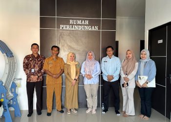 KemenHAM Jambi mengunjungi Kabid PPA Batang Hari terkait dugaan TPPO. FOTO: IST