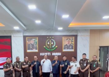 Kajati Jambi dan Ketua Pengadilan Tinggi Jambi Berkomitmen Perkuat Sinergitas Penegakan Hukum. FOTO: IST