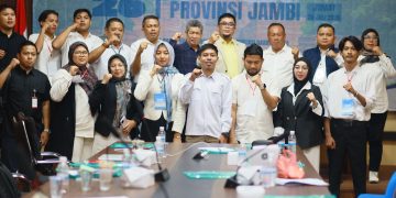 Penulisan SK Pengurus MTI Jambi Terbit, Ivan Wirata Tegaskan: Bukan Saatnya Seremoni, Sekarang Waktunya Bekerja. FOTO: UCUP