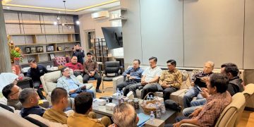 RDP yang difasilitasi oleh Waka I DPRD Provinsi Jambi dan ketua komisi IV DPRD Provinsi Jambi bersama LBH Makalam dan PT Batu Mamak Serasi. FOTO: UCUP