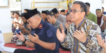 Kanwil Ditjenpas Jambi pimpin doa bersama pemasyarakatan Jambi dan jajaran serta warga binaan gelar doa bersama mendoakan jurnalis yang hilang saat liputan erupsi gunung anak Krakatau. FOTO: IST