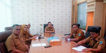 Perkuat Tata Kelola Pemerintahan, Sekda Batang Hari Ikuti Raker dan RDP Secara Virtual. FOTO: IST