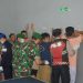Petugas Lapas didampingi oleh APH gabungan saat menggelar razia. FOTO: DOC HUMAS LAPAS