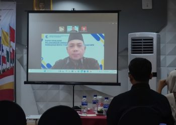 Kanwil HAM Jambi saat menjadi narasumber via zoom pada kegiatan FGD yang digelar oleh Pusakademia. FOTO: OYI