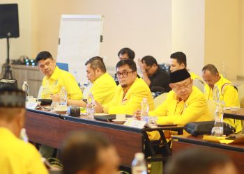Sekretaris DPD I Partai Golkar Provinsi Jambi Ivan Wirata saat menghadiri Rakornis Golkar di Palembang. FOTO: UCUP